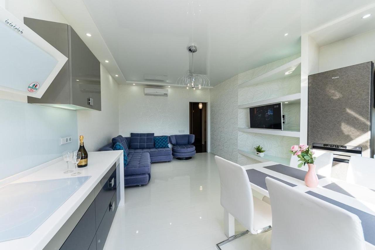 Fashionable Panoramic Apartments Dnieper. Obolon Kiev Eksteriør bilde